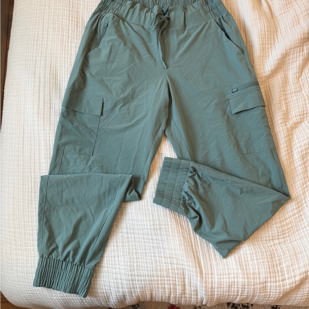 Target In Motion Lightweight Jogger Pants